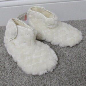 Toys R Us Toddler Girls Anti-slip Slippers 11 NWT